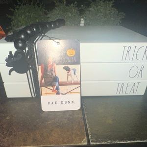 NWT Rae Dunn Trick or Treat Books 👻